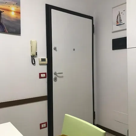 Di Garda شقة
